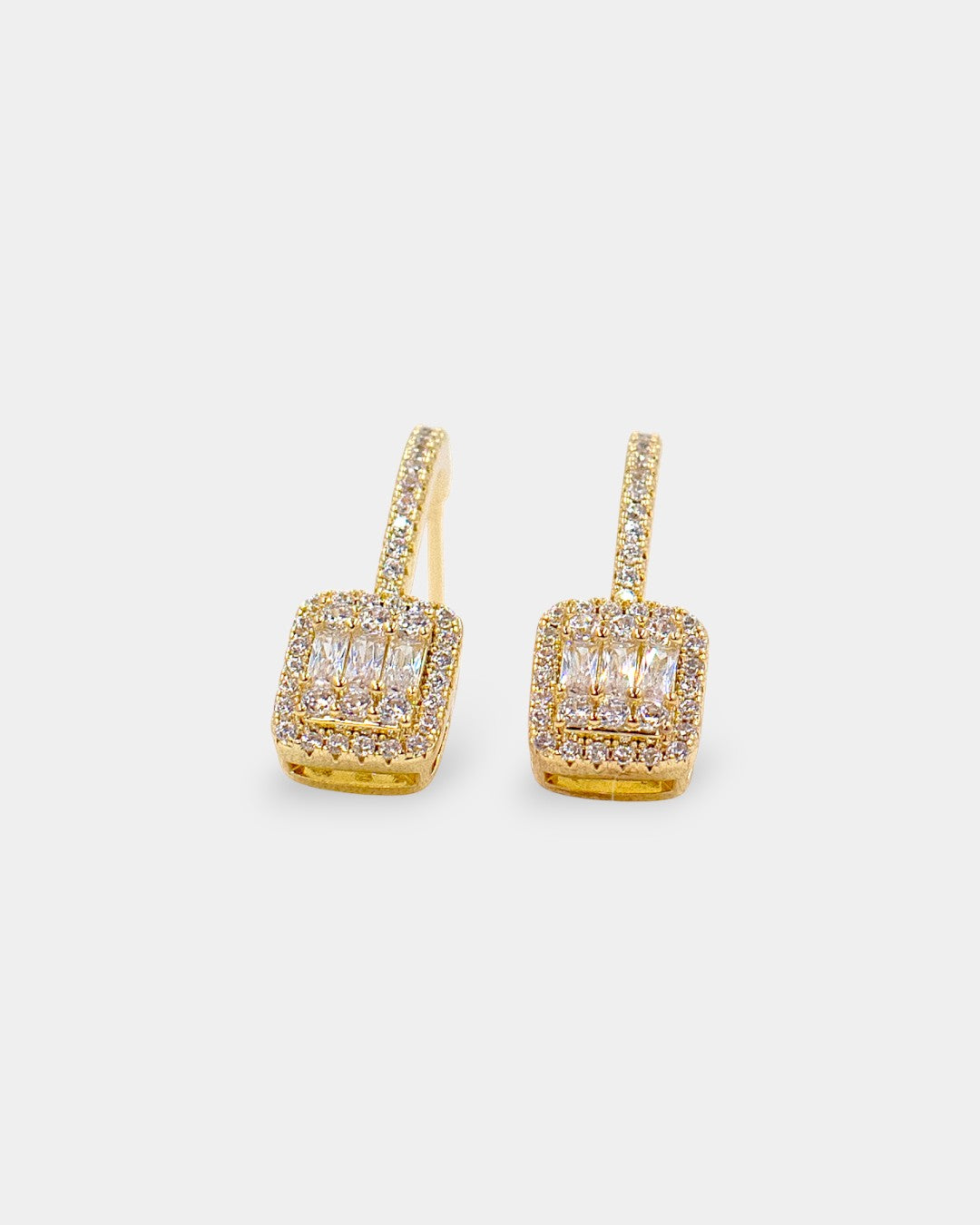 ARETES CRYSTAL SQUARE