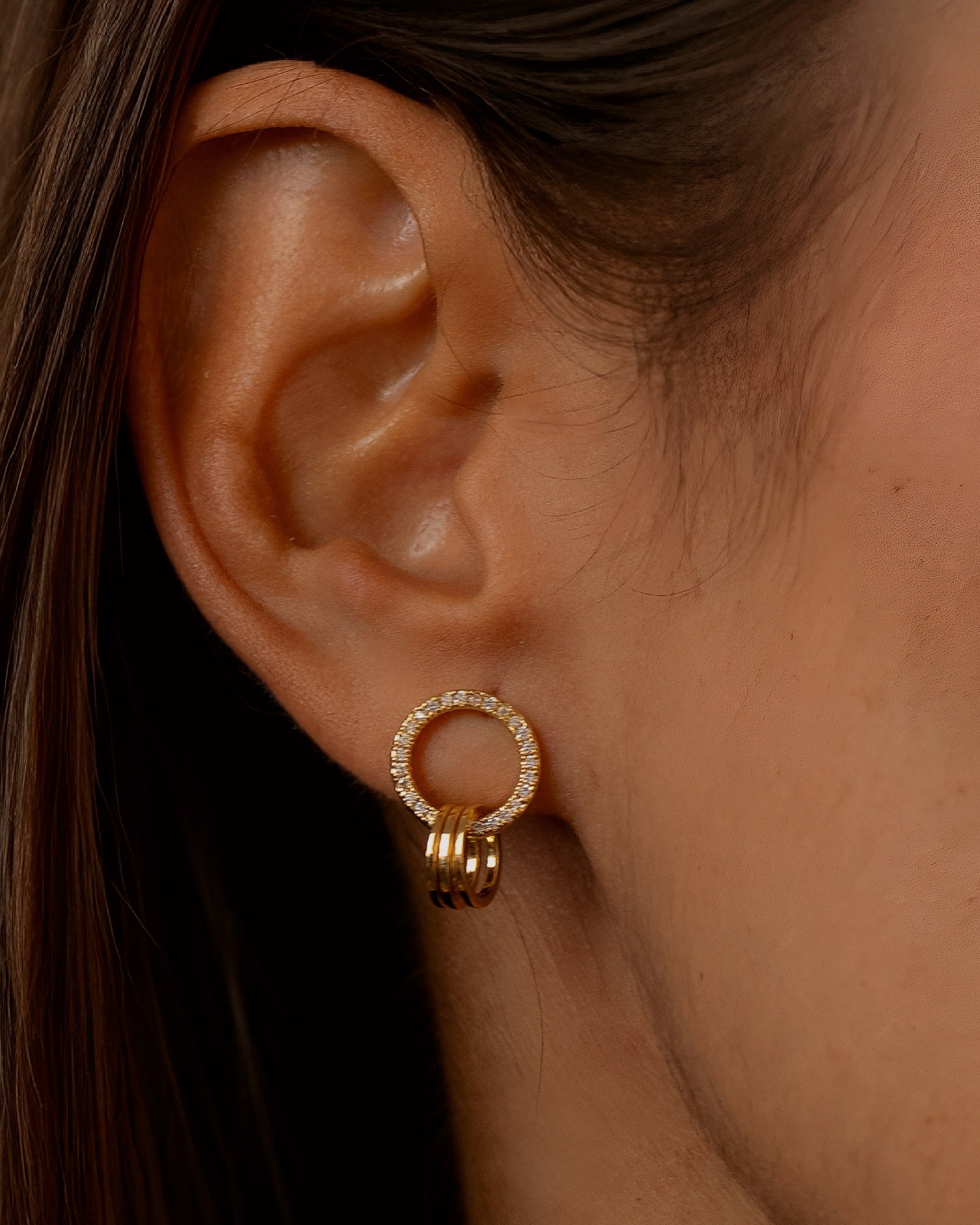 ARETES ARO MICRO PAVE CON AROS TRICOLOR